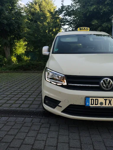 VW Caddy Maxi Kombi-Taxi